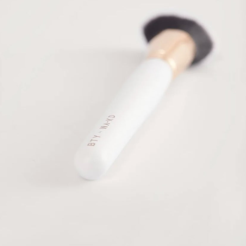
                  
                    Load the image in the gallery,Contouring brush
                  
                
